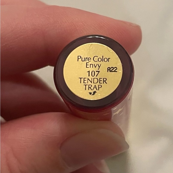 Set of 4 Estée Lauder lipstick/gloss - Picture 8 of 8